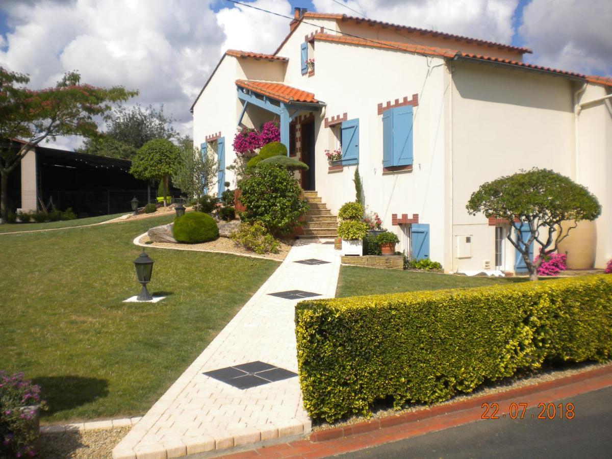 Saint-Christophe-la-Couperie Chambres D'Hotes Au Coeur Du Vignoble מראה חיצוני תמונה