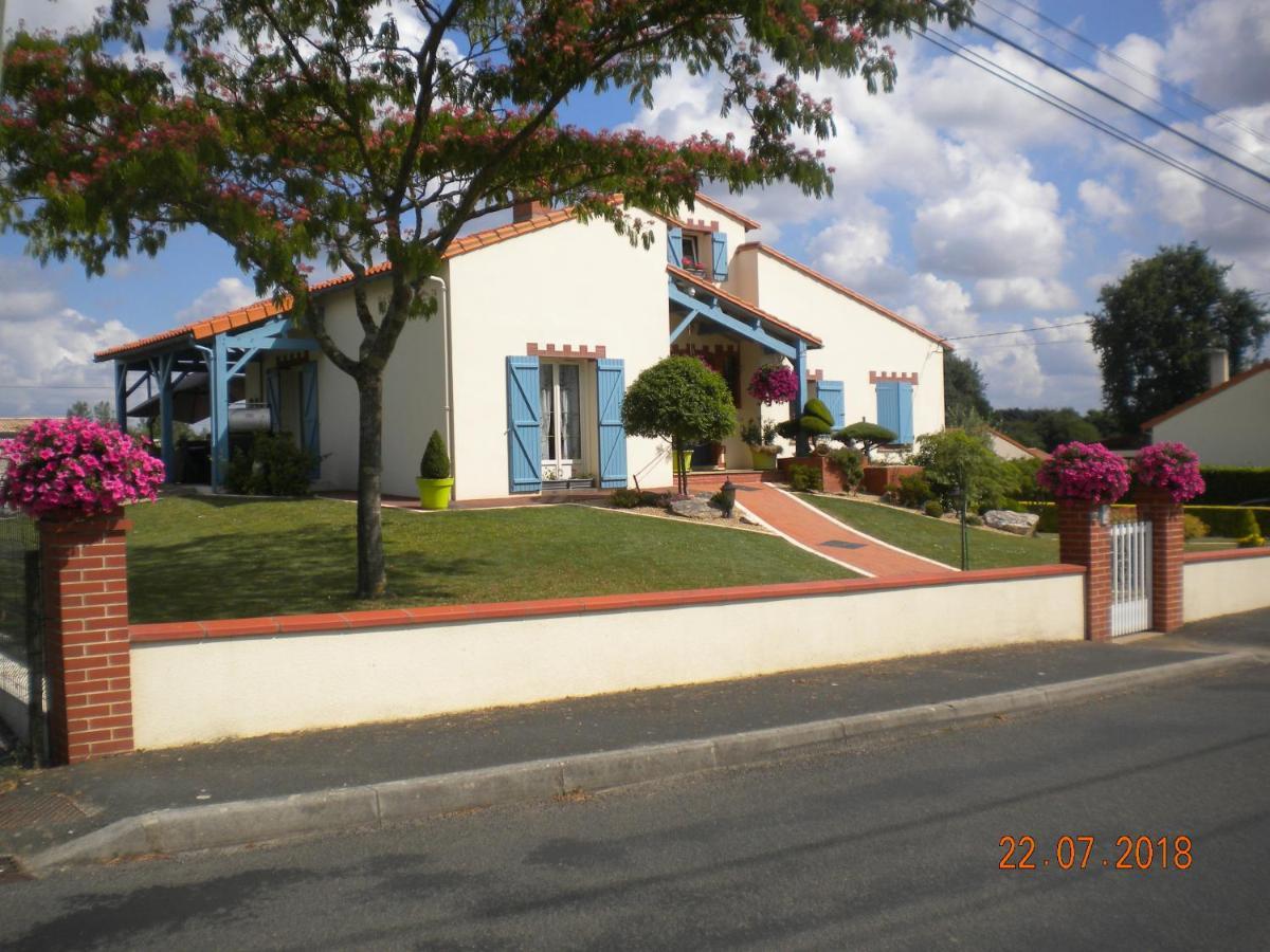 Saint-Christophe-la-Couperie Chambres D'Hotes Au Coeur Du Vignoble מראה חיצוני תמונה